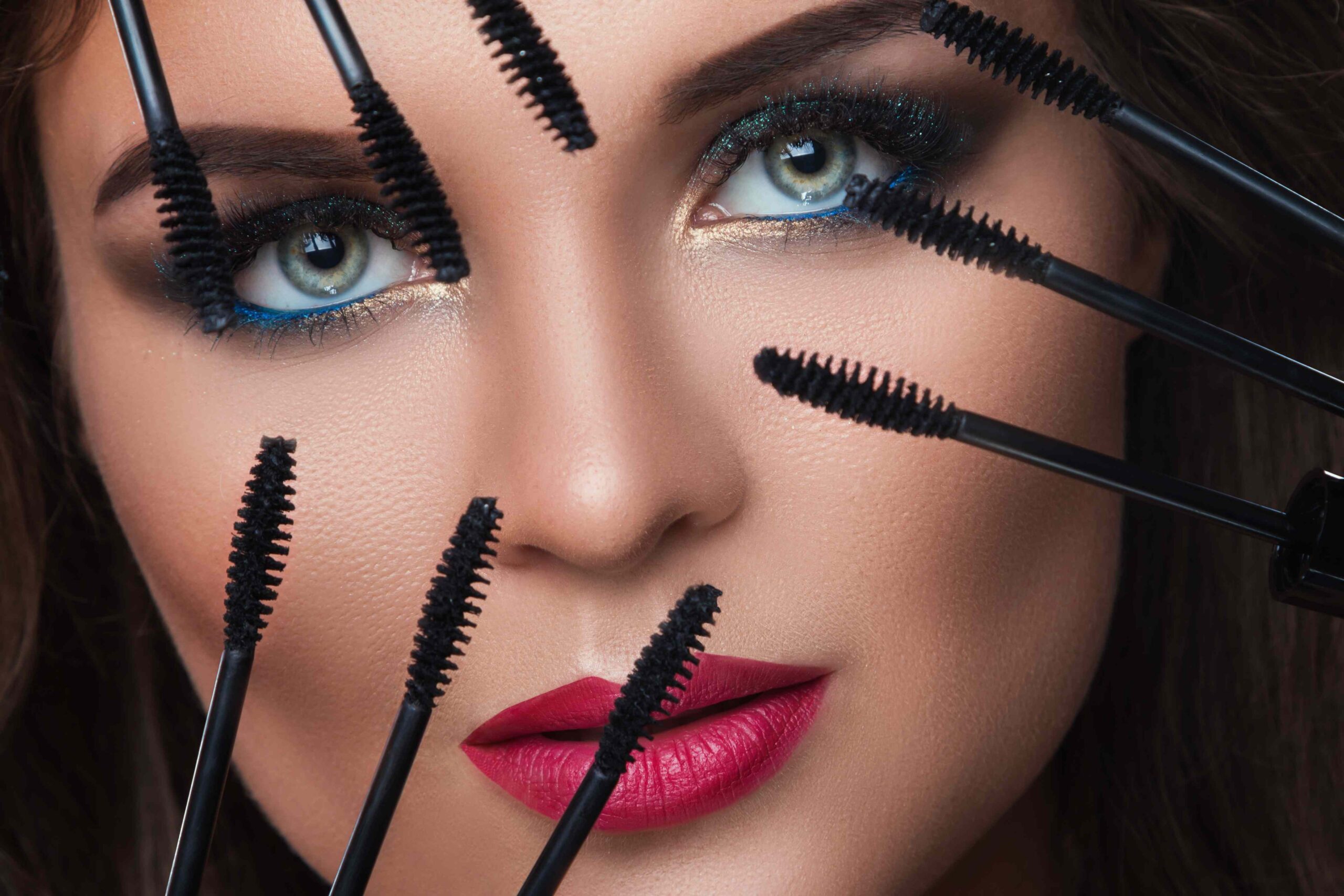 Choosing the Right Mascara and Learning How to Apply It